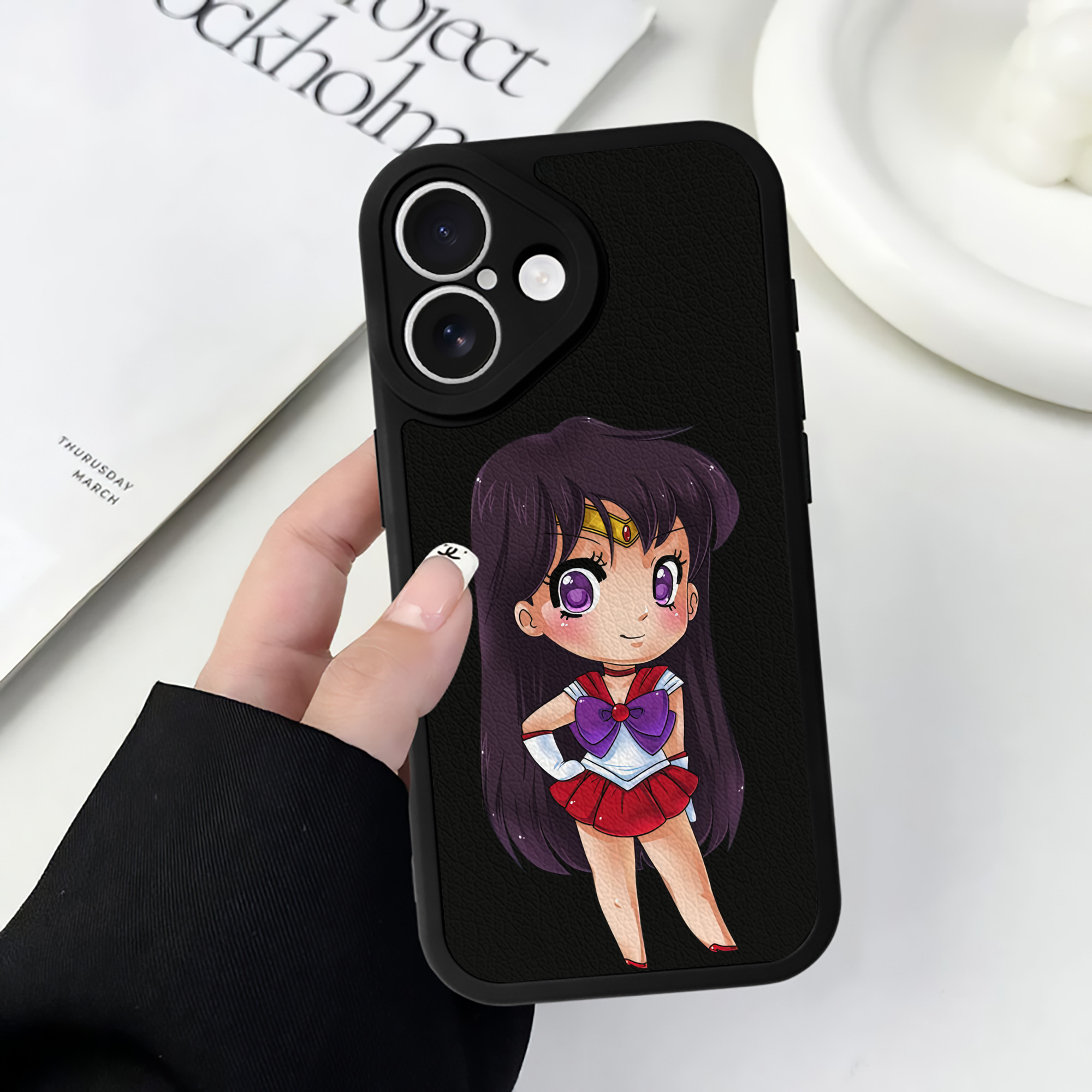（画像用） 美少女戦士セーラームーン 火野レイ ひの レイ Sailor Moon Hino Rei （セーラーマーズ,Sailor Mars） 【iPhone 16シリーズ対応】シリコンスマホケース（レザー調） 材質：シリコン